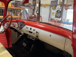 										1955 Chevrolet 3100 Stepside Pickup full									