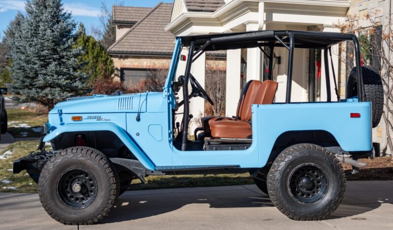 								1971 Toyota Land Cruiser FJ40 full									