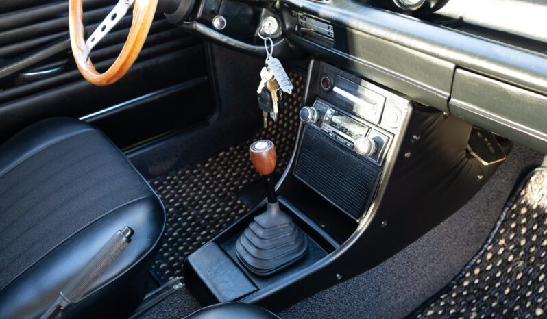 								1975 BMW 2002tii full									