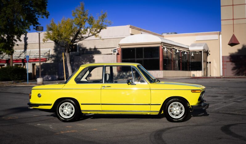 								1975 BMW 2002tii full									