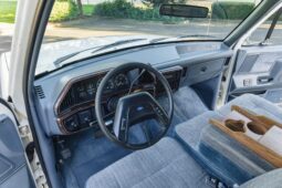 										1991 Ford F-350 XLT Lariat Crew Cab 7.5L 4×4 full									