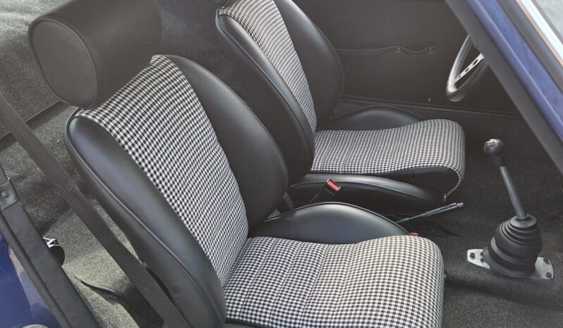 								1971 Porsche 911T Coupe 3.2L 5-Speed full									