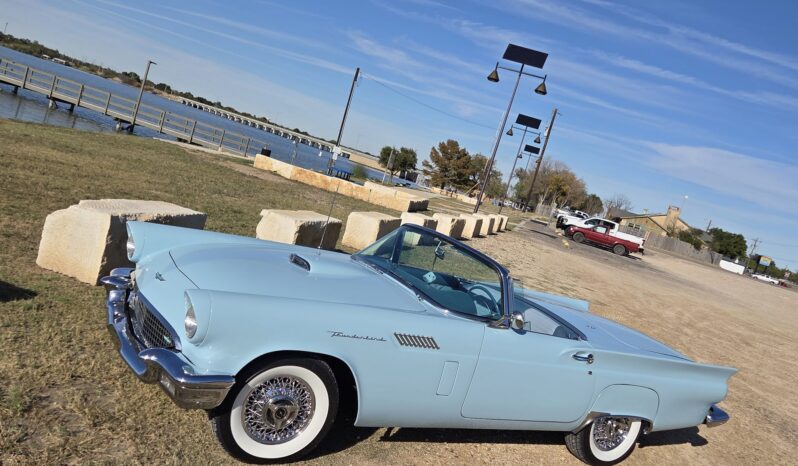 								1957 Ford Thunderbird E-Code full									