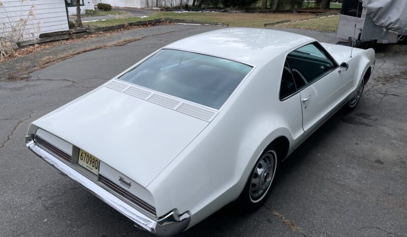 								1966 Oldsmobile Toronado full									
