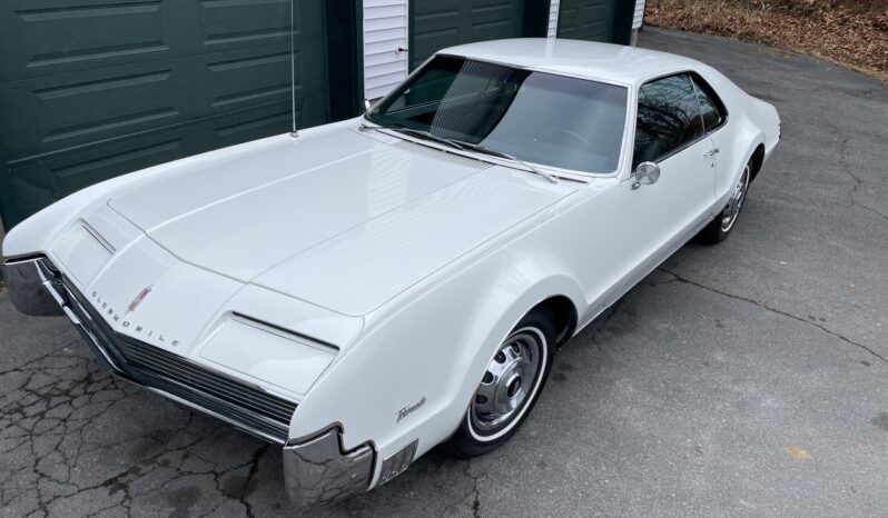 								1966 Oldsmobile Toronado full									
