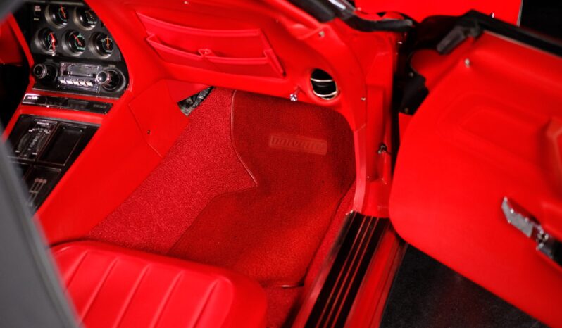 								1971 Chevrolet Corvette Convertible 4-Speed full									