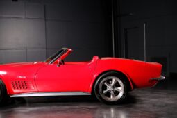 										1971 Chevrolet Corvette Convertible 4-Speed full									