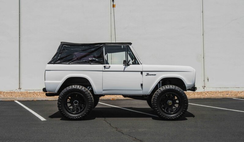 								1966 Ford Bronco full									