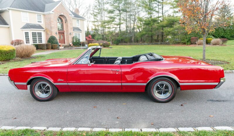 								1966 Oldsmobile Cutlass Convertible full									