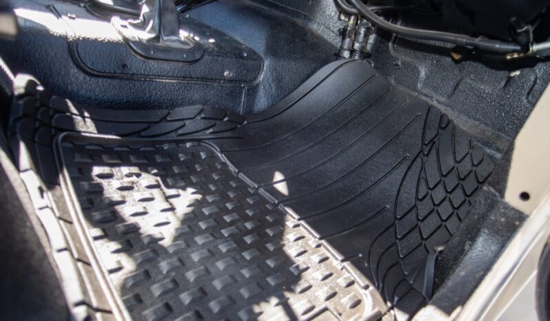 								1980 Toyota Land Cruiser FJ40 full									