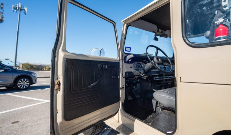 								1980 Toyota Land Cruiser FJ40 full									