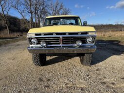 										1973 Ford F-250 Ranger XLT 4×4 full									