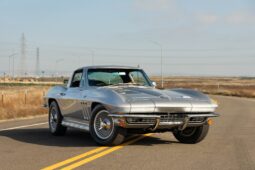 1966 Chevrolet Corvette Coupe 4-Speed full