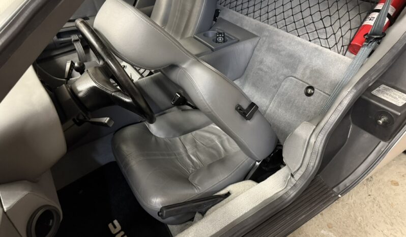 								1981 DeLorean DMC-12 5-Speed full									