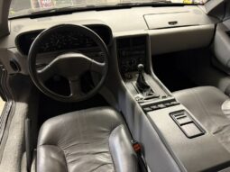 										1981 DeLorean DMC-12 5-Speed full									