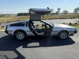 										1981 DeLorean DMC-12 5-Speed full									