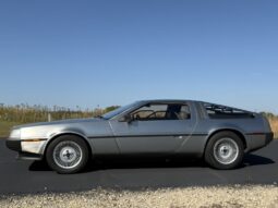 										1981 DeLorean DMC-12 5-Speed full									