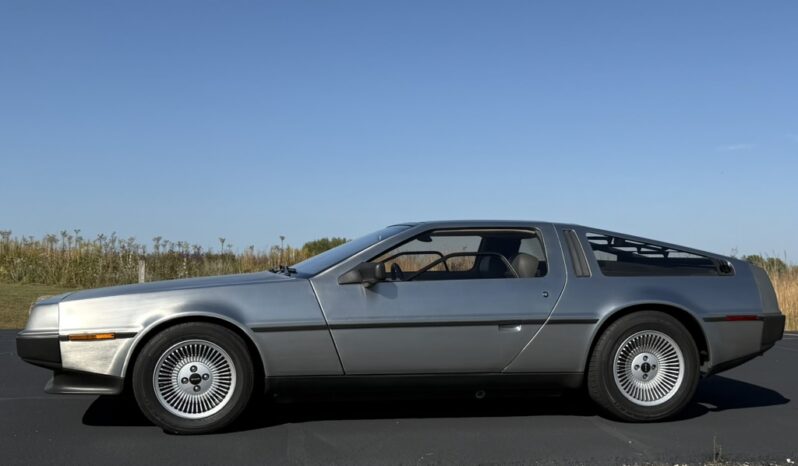 								1981 DeLorean DMC-12 5-Speed full									