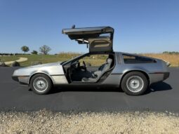 										1981 DeLorean DMC-12 5-Speed full									