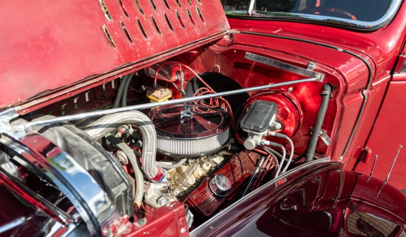 								1947 GMC 3/4-Ton Custom Panel Van full									
