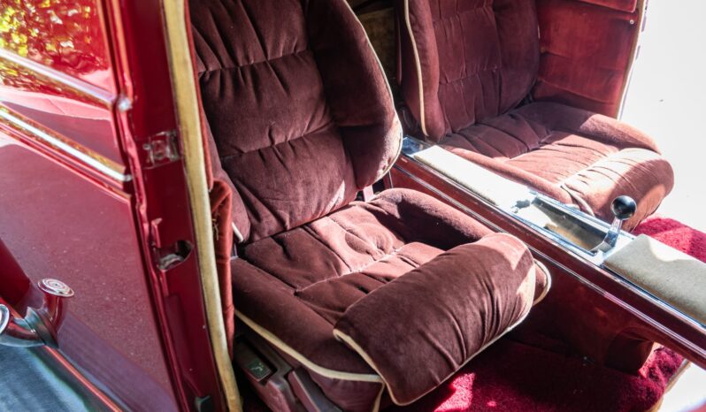 								1947 GMC 3/4-Ton Custom Panel Van full									