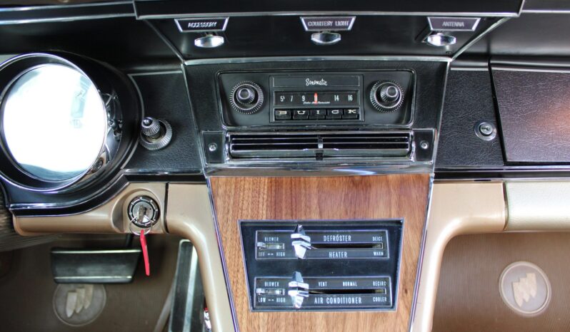 								1965 Buick Riviera Gran Sport full									