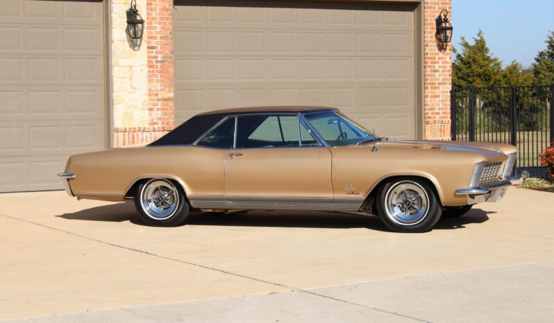 								1965 Buick Riviera Gran Sport full									