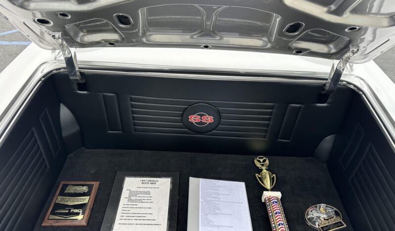 								1967 Chevrolet Chevelle Malibu Sport Coupe 5-Speed full									