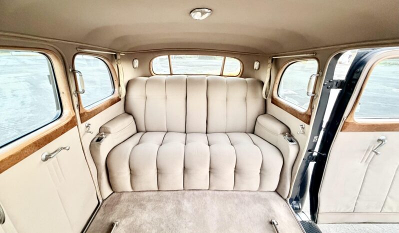 								1938 Cadillac Fleetwood Series 75 Imperial Touring Sedan full									