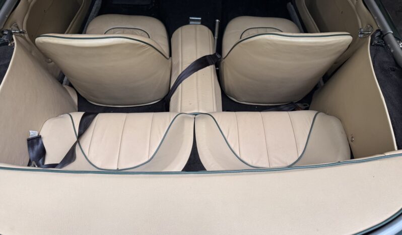 								1960 Austin-Healey 3000 BT7 Mk I full									