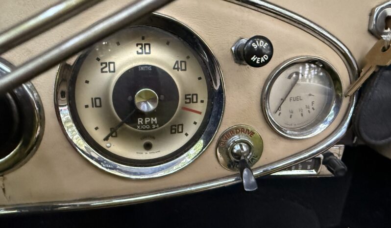 								1960 Austin-Healey 3000 BT7 Mk I full									