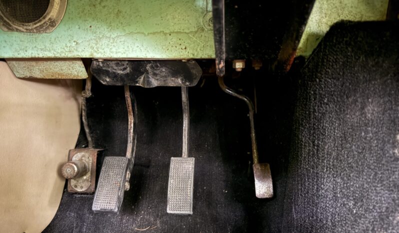 								1960 Austin-Healey 3000 BT7 Mk I full									