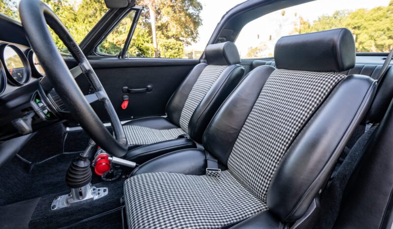 								1971 Porsche 911T Targa 5-Speed full									