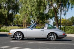 										1971 Porsche 911T Targa 5-Speed full									