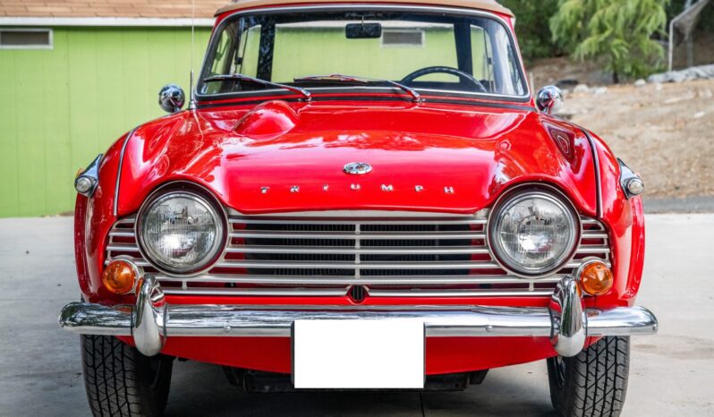 								1967 Triumph TR4A 5-Speed full									