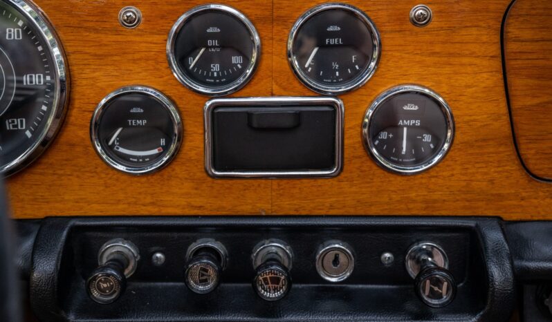 								1967 Triumph TR4A 5-Speed full									