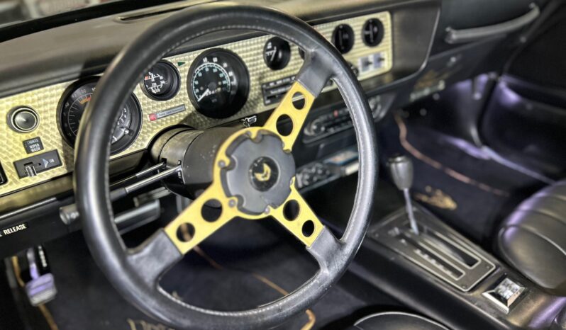 								1977 Pontiac Firebird Trans Am Special Edition full									