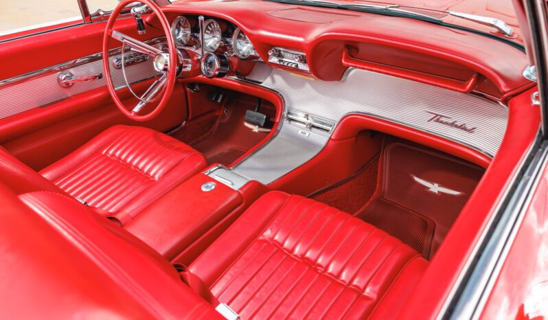 								1962 Ford Thunderbird Sports Roadster full									