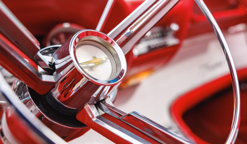 								1962 Ford Thunderbird Sports Roadster full									