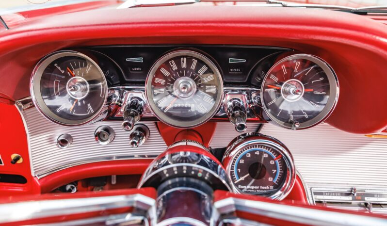 								1962 Ford Thunderbird Sports Roadster full									