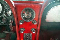 										1963 Chevrolet Corvette Split-Window Coupe 4-Speed full									