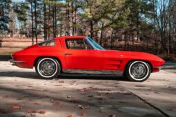 										1963 Chevrolet Corvette Split-Window Coupe 4-Speed full									