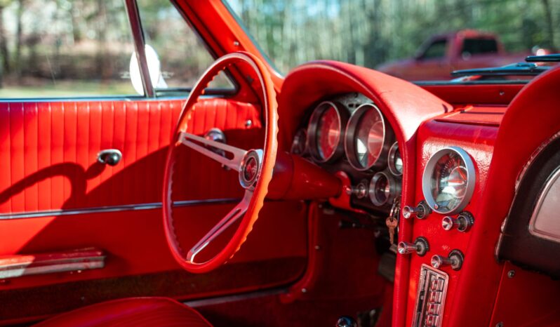 								1963 Chevrolet Corvette Split-Window Coupe 4-Speed full									