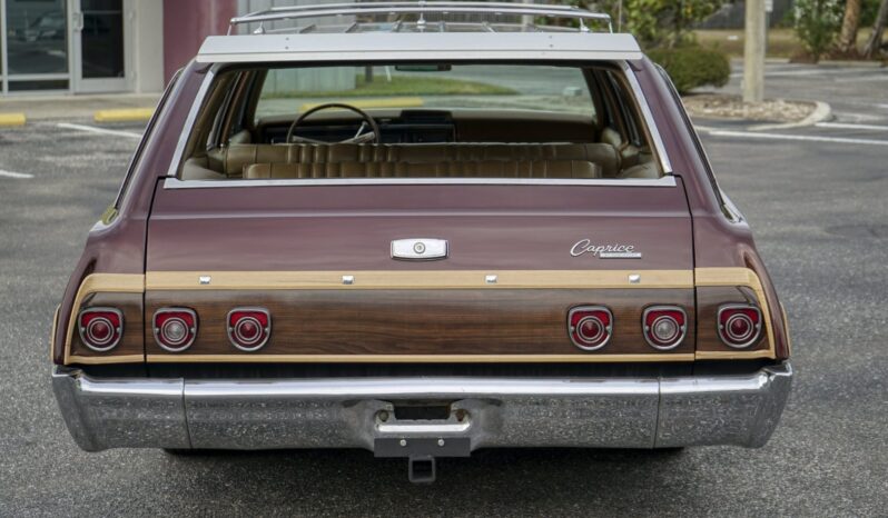 								1968 Chevrolet Caprice Wagon 396 full									