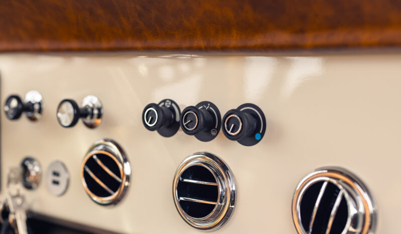 								1974 Ford Bronco Coyote-Powered full									