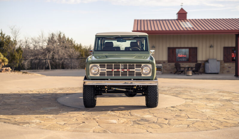								1974 Ford Bronco Coyote-Powered full									