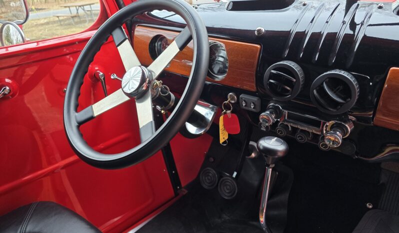 								1946 Chevrolet 3100 Panel Truck full									