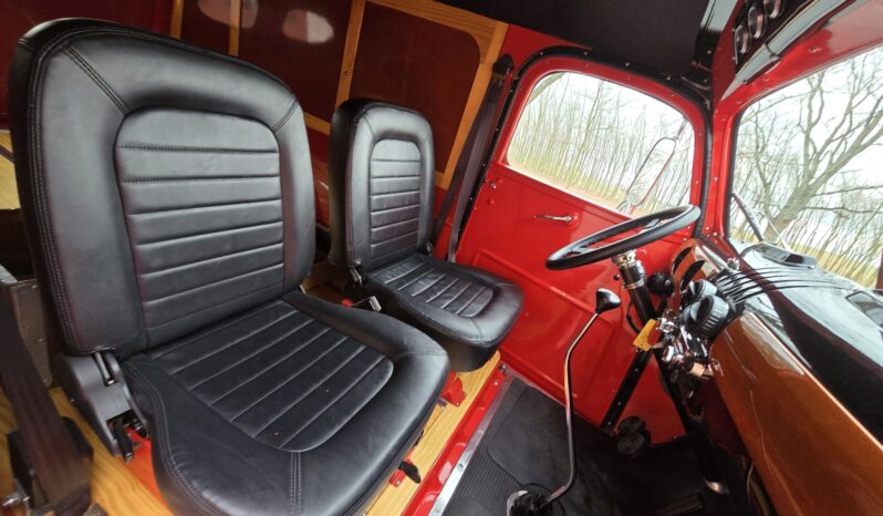 								1946 Chevrolet 3100 Panel Truck full									