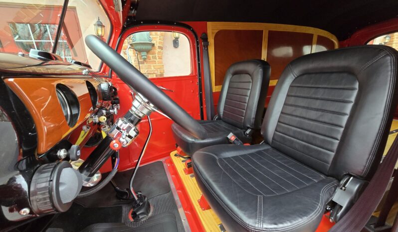 								1946 Chevrolet 3100 Panel Truck full									