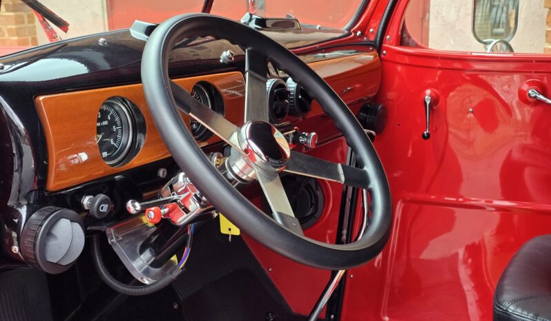 								1946 Chevrolet 3100 Panel Truck full									